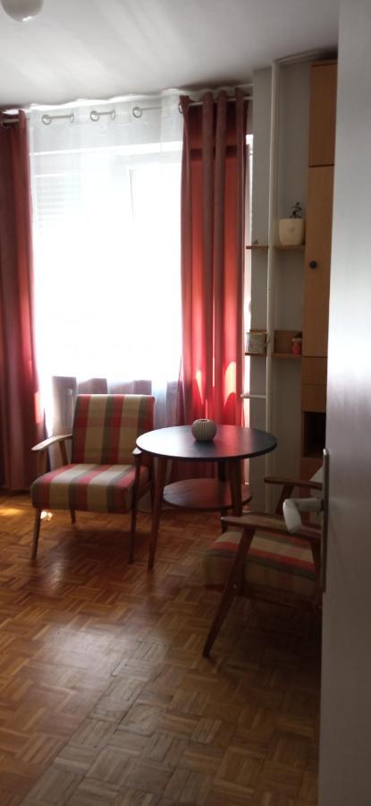 Branysol Apartman โนวีซาด ภายนอก รูปภาพ