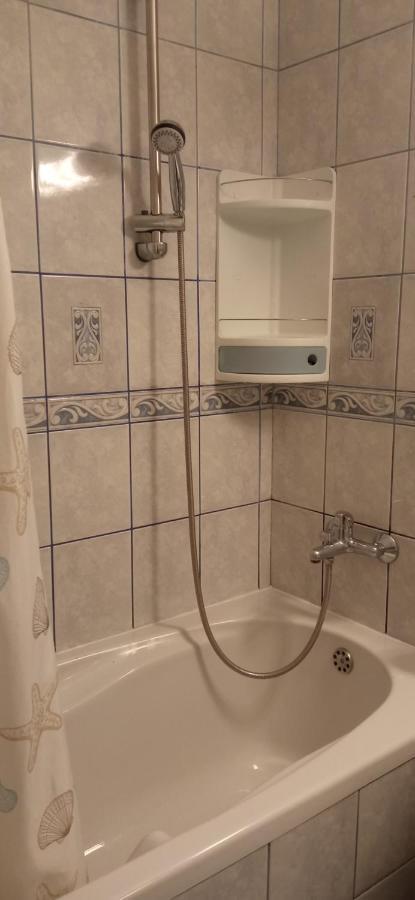 Branysol Apartman โนวีซาด ภายนอก รูปภาพ